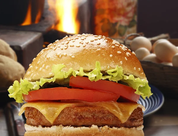 Big Burger de perto — Fotografia de Stock