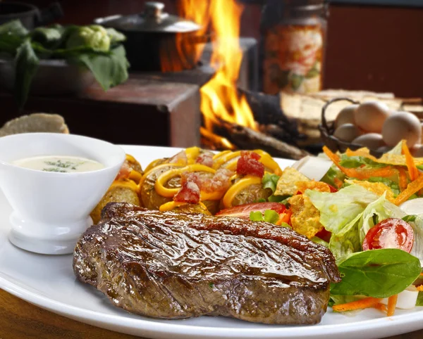 Picanha caliente con verduras — Foto de Stock