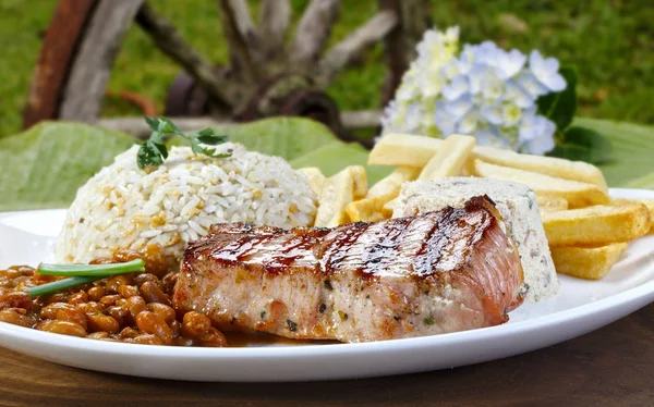 Grilled pork with rice — Stock Photo, Image
