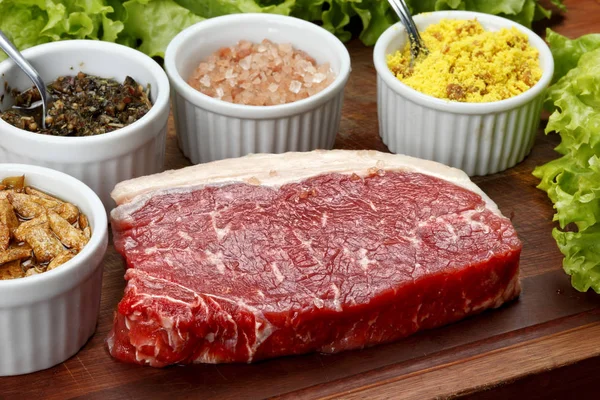 Ham sığır filetosu biftek — Stok fotoğraf