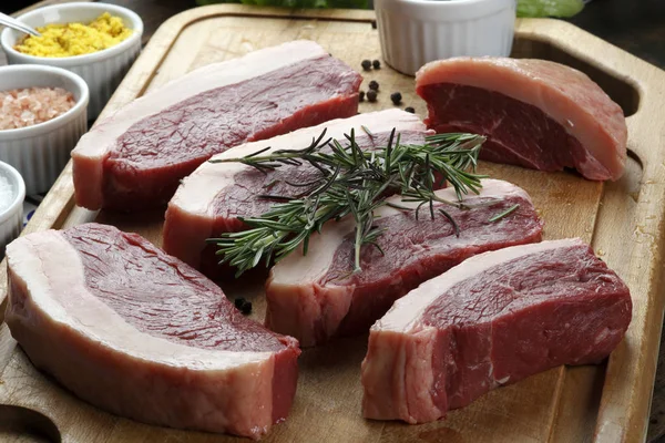 Pedaços de carne picanha crua — Fotografia de Stock