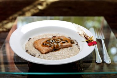 Risotto ile Somon fileto