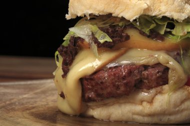 büyük lezzetli burger