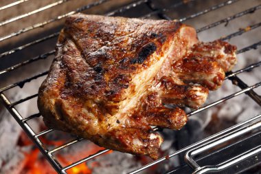 kavrulmuş Domuz kaburga