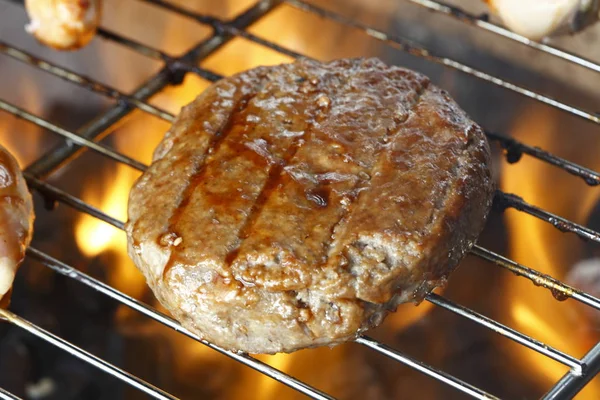 Вкусное Мясо Гамбургера Время Гриля — стоковое фото