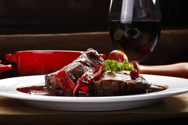 Filet Mignon Con Salsa Vino Tinto — Foto de Stock