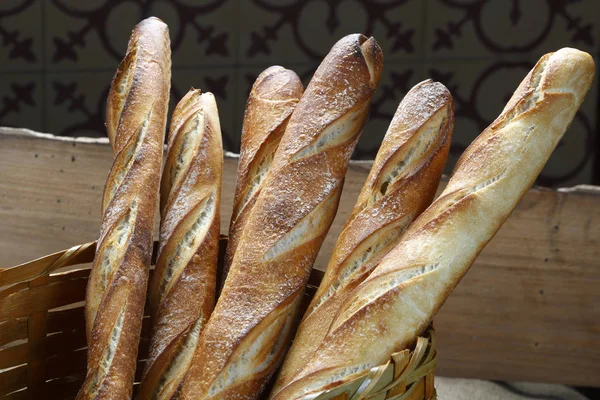 Délicieuses Baguettes Fraîches Grillées — Photo