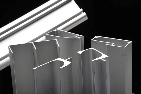 Aluminiumprofil Für Fenster Türen Badezimmerboxen — Stockfoto