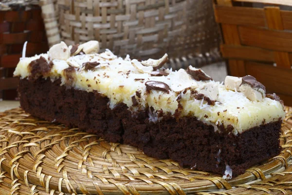 Chocolate Cake Shredded Coconut Cover — Stock Photo, Image