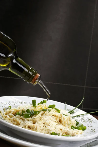 Espaguetis Con Aceite Oliva Ajo Queso Parmesano — Foto de Stock