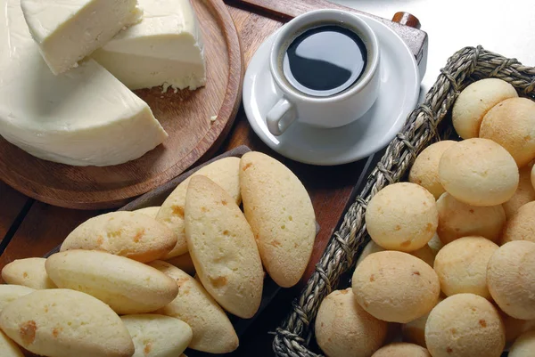 Pão Queijo Recentemente Apoiado Café Manhã Vista Perto — Fotografia de Stock