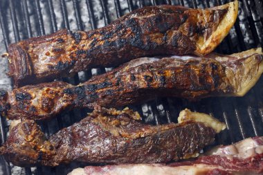 Arjantinli tipik Barbekü açık havada