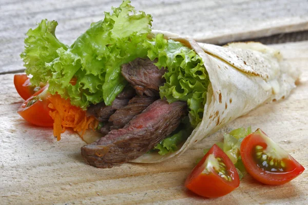 Mexikanisches Restaurant Fast Food Verpackter Burrito — Stockfoto