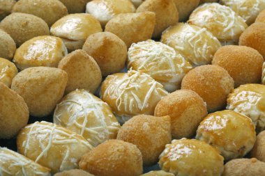 Çeşitli tipik Brezilya küçük tuzlu aperatifler