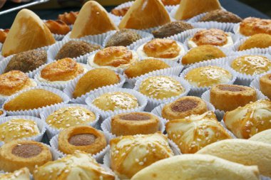 Çeşitli tipik Brezilya küçük tuzlu aperatifler