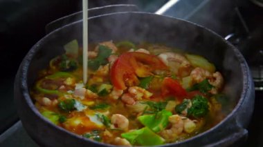 Lezzetli karides moqueca, yakından görmek 