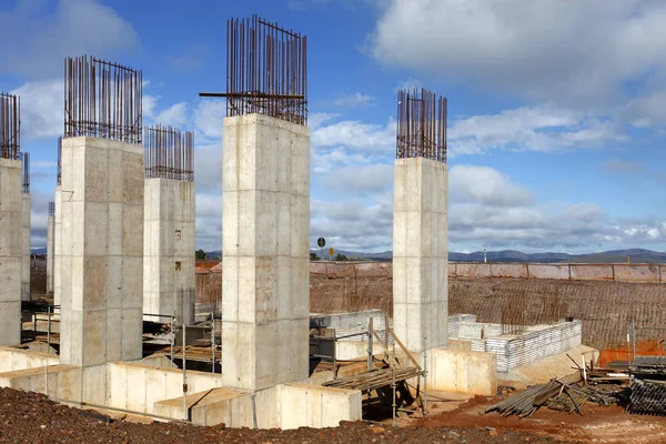 Bâtiment Industriel Avec Piliers — Photo