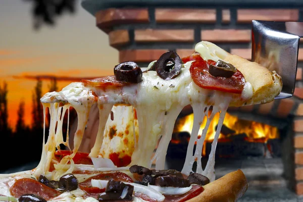 Gorąca Pizza Slice Kanapek Serem Zbliżenie — Zdjęcie stockowe