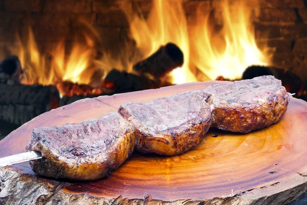 Picanha, corte tradicional de carne brasileira — Fotografia de Stock