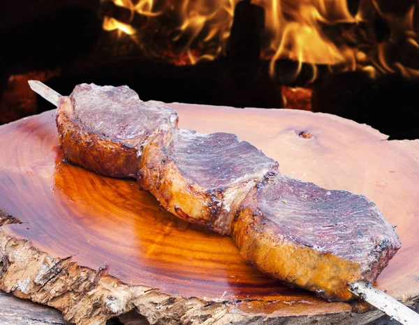 Picanha, bœuf traditionnel brésilien coupé — Photo