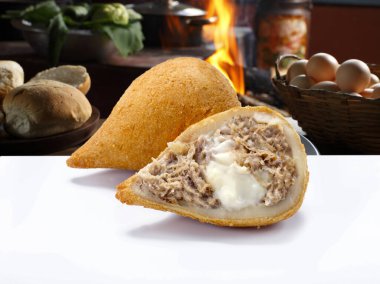 Tavuk Coxinha, Brezilya aperatifi.