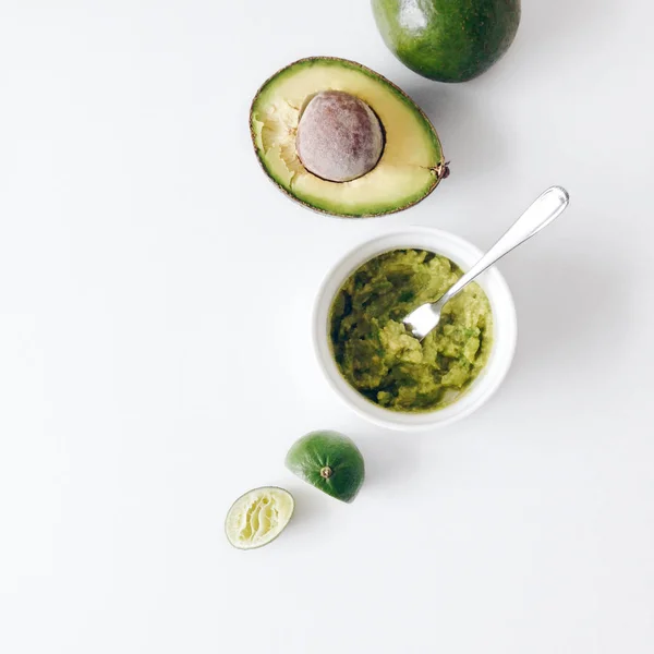 Mashed avocado recipe — Stock Photo, Image