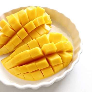 taze kesilmiş mango