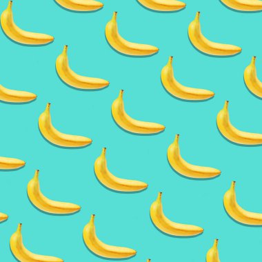 Muz dilimi pastel pembe arka plan desen. Çok az meyve kavramı.