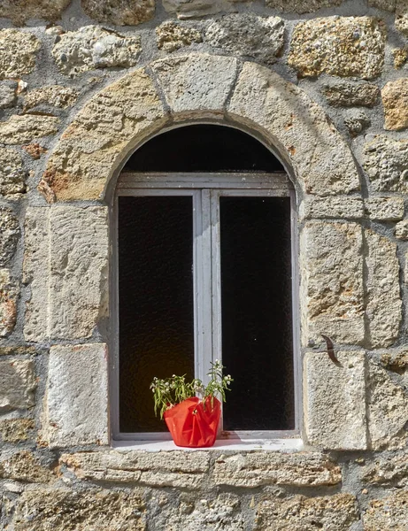 Okno łukowane, Hydra Island, Grecja — Zdjęcie stockowe