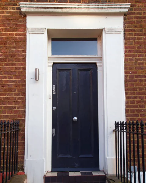 Notting hill London, black door — Stock Photo, Image