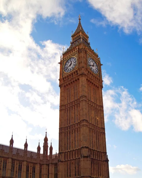 Башня Биг Бен Облачным Небом Лондон — стоковое фото