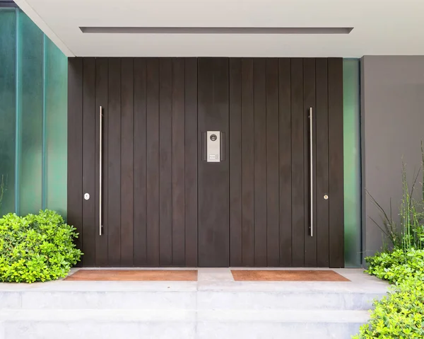 Modern House Double Entrance Brown Door Athens Greece — 스톡 사진
