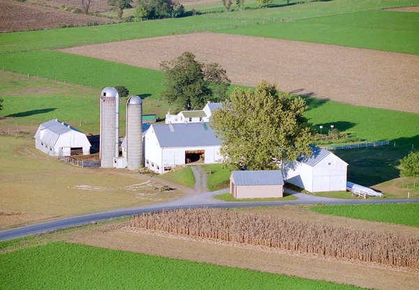 Granja Amish por globo de aire caliente —  Fotos de Stock