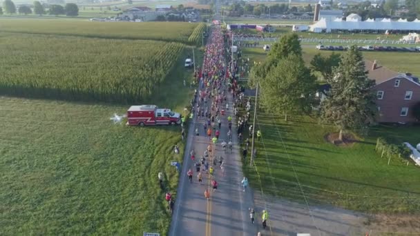 Widok Lotu Ptaka Początek Półmaratonu Festiwalu Letni Poranek Kraju Amiszów — Wideo stockowe
