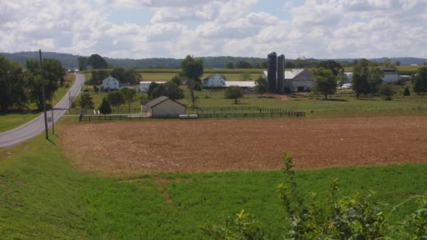 Amish One Room School House Children Playing Recess Sunny Day — Stock Video