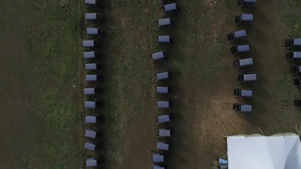 Vue Aérienne Mariage Famille Amish Avec Cheval Buggies Volleyball Fun — Video