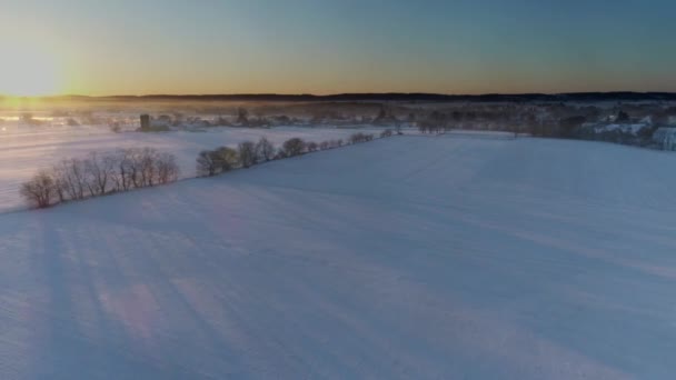 Letecký Pohled Časný Ranní Úsvit Sněhovém Pádu Amish Farm Land — Stock video