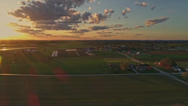 Aerial View Golden Hour Looking Pennsylvania Farm Lands Barns Farmer — Stock Video
