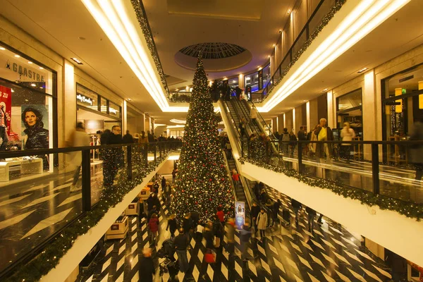 Christmas in German shopping mall — Stock Photo, Image