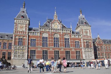 Amsterdam tren istasyonu