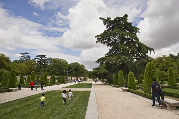 El Retiro Park in Madrid, Spain — Stock Photo, Image