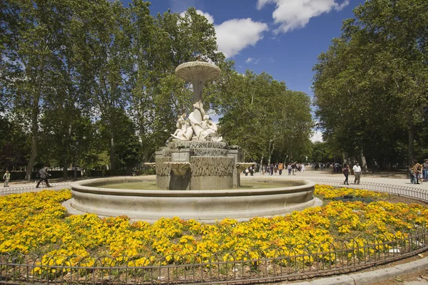 Fuente de Alcachofa, Madrid, Spain — Stock Photo, Image