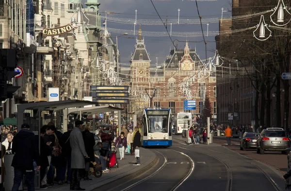 Amsterdam tren istasyonu, Hollanda