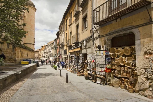 Turistické obchody v Segovia, Španělsko — Stock fotografie