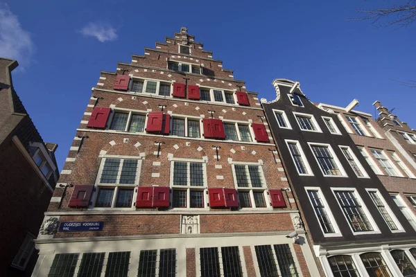 アムステルダムにおける歴史的住宅 — ストック写真