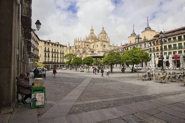 Town square and cathedral of Segovia in Spain — Stock Photo, Image