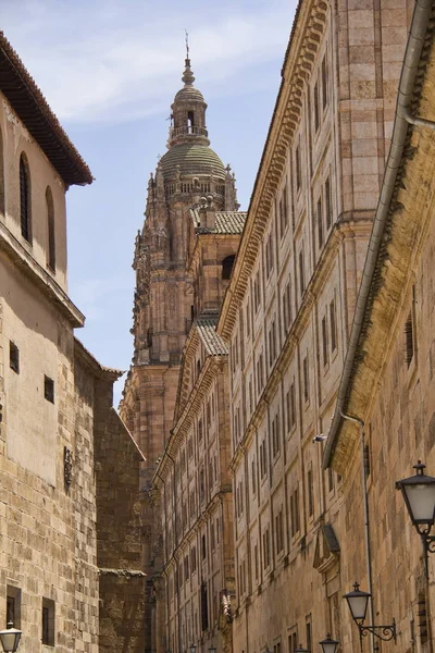 Budovy univerzity Salamanca, Španělsko — Stock fotografie