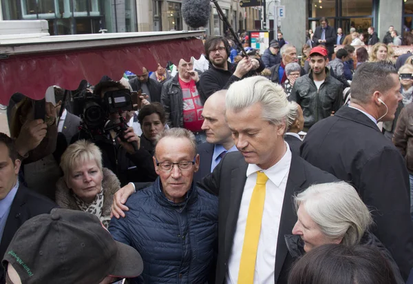 Geert Wilders campaigning in The Hague, Holland — Stock Photo, Image