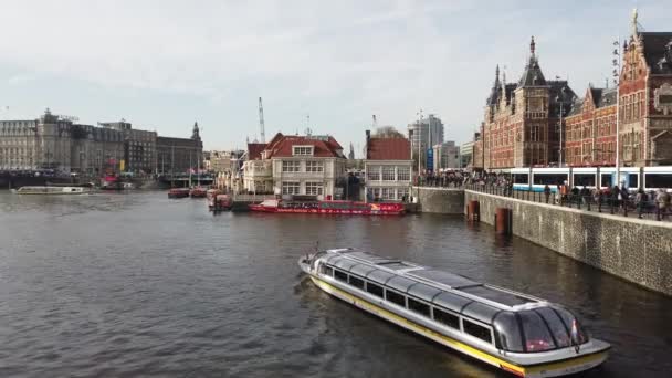Amsterdam Pays Bas Octobre 2019 Bateau Tourisme Naviguant Dans Canal — Video