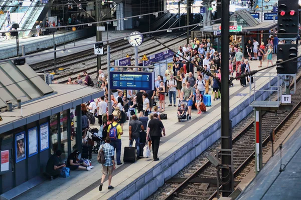 ドイツのハンブルク鉄道駅 — ストック写真